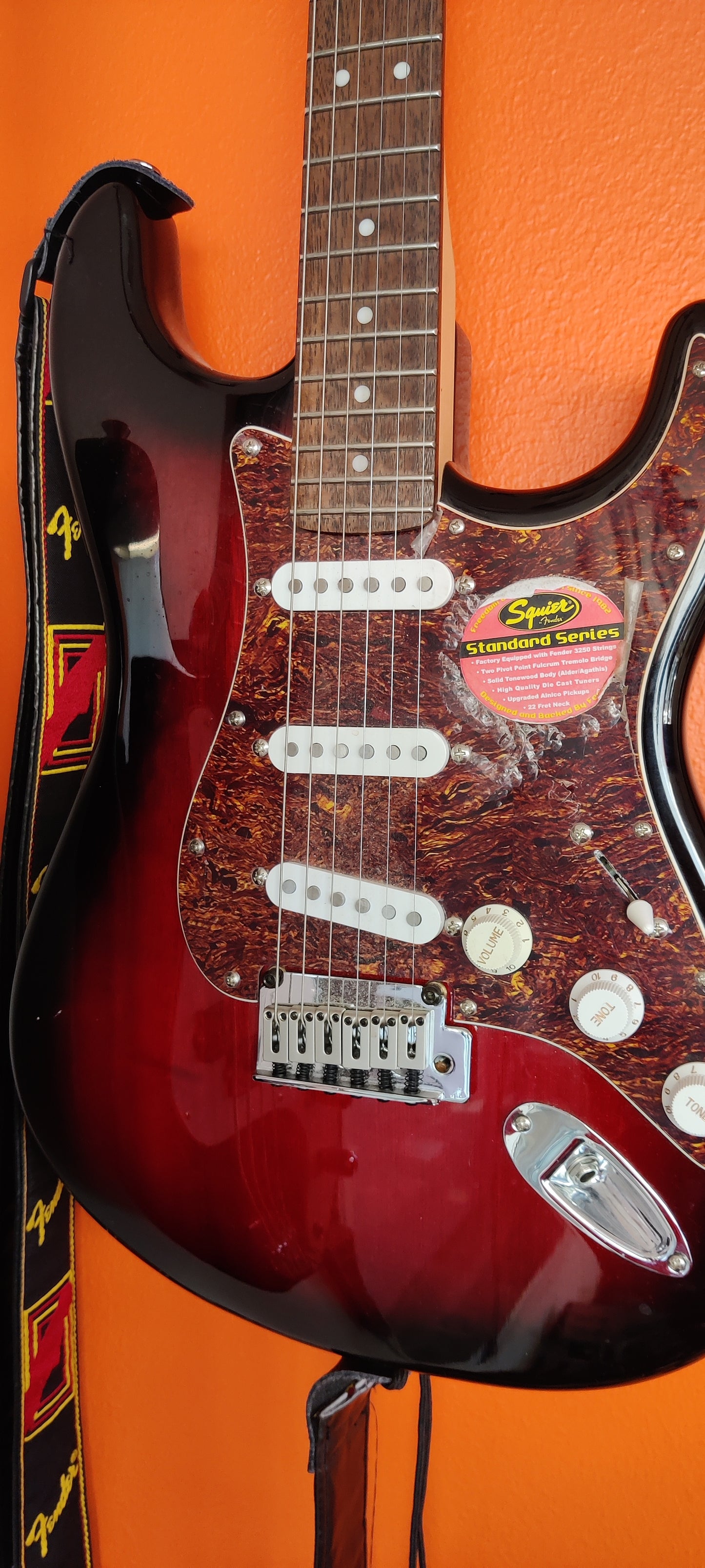 Squier Stratocaster Sunburst (used)