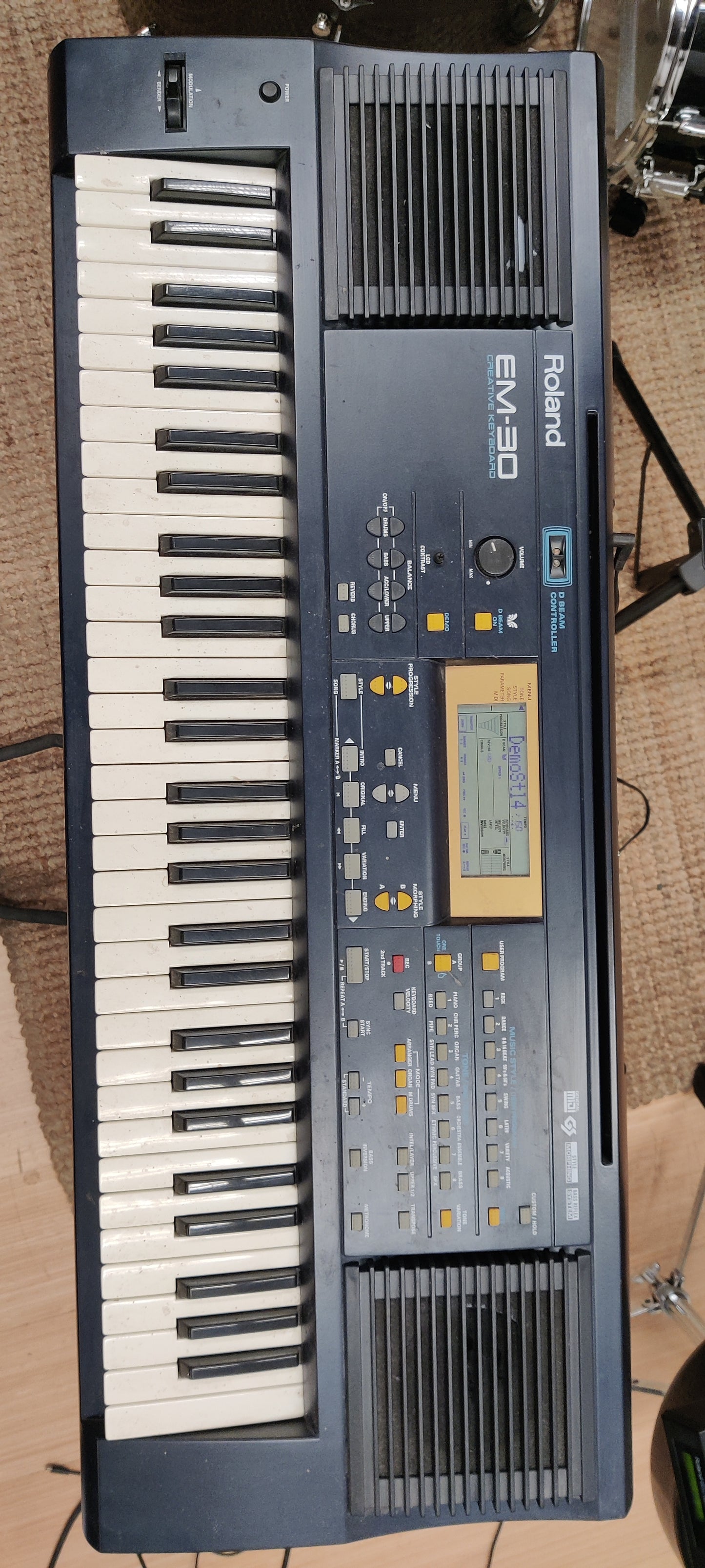 Roland EM30