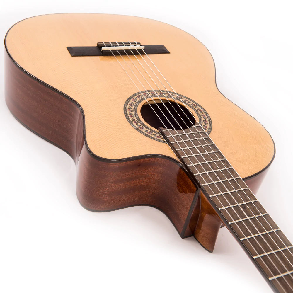 Santos Martinez SM450CE Preludio Cutaway klassinen kitara mikillä - Aron Soitin