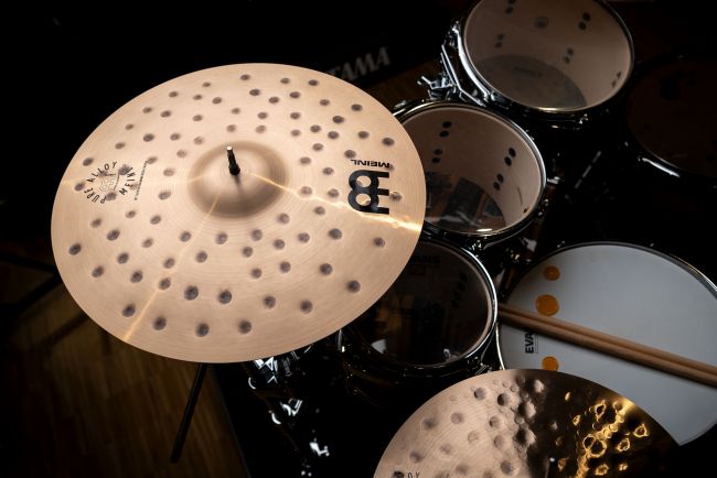 Meinl Pure Alloy 18" Extra Hammered Crash - Aron Soitin