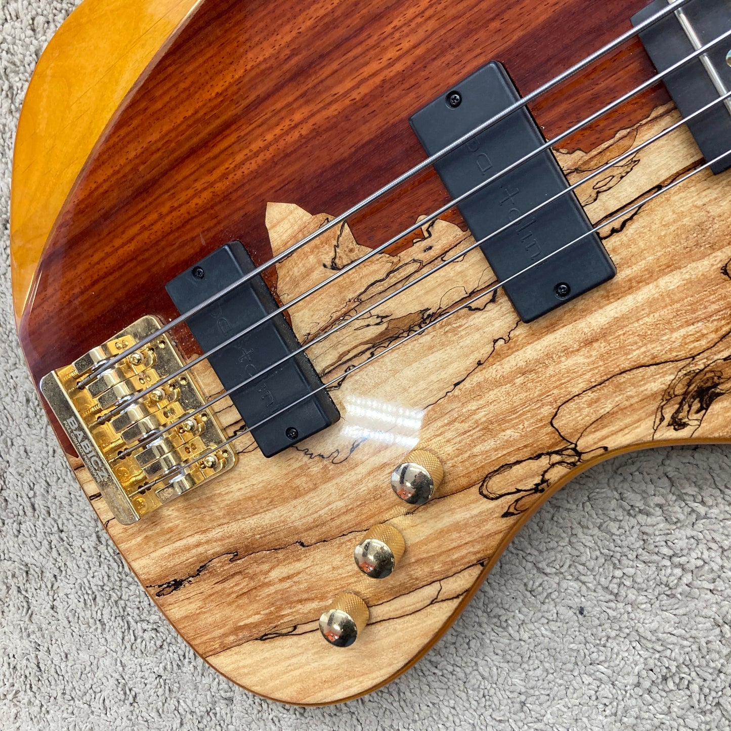 Cort Jeff Berlin Rithimic bass with flatwould strings (used)