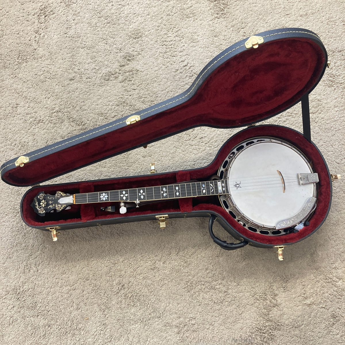 Custom Luthier 5-String Bluegrass Banjo by Esa Hokkanen (Varve Oy, 1989) – Gibson Mastertone Replica (used)