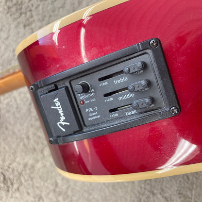 Fender Sonoran SCE Electro Acoustic Guitar, Candy Apple Red (used)