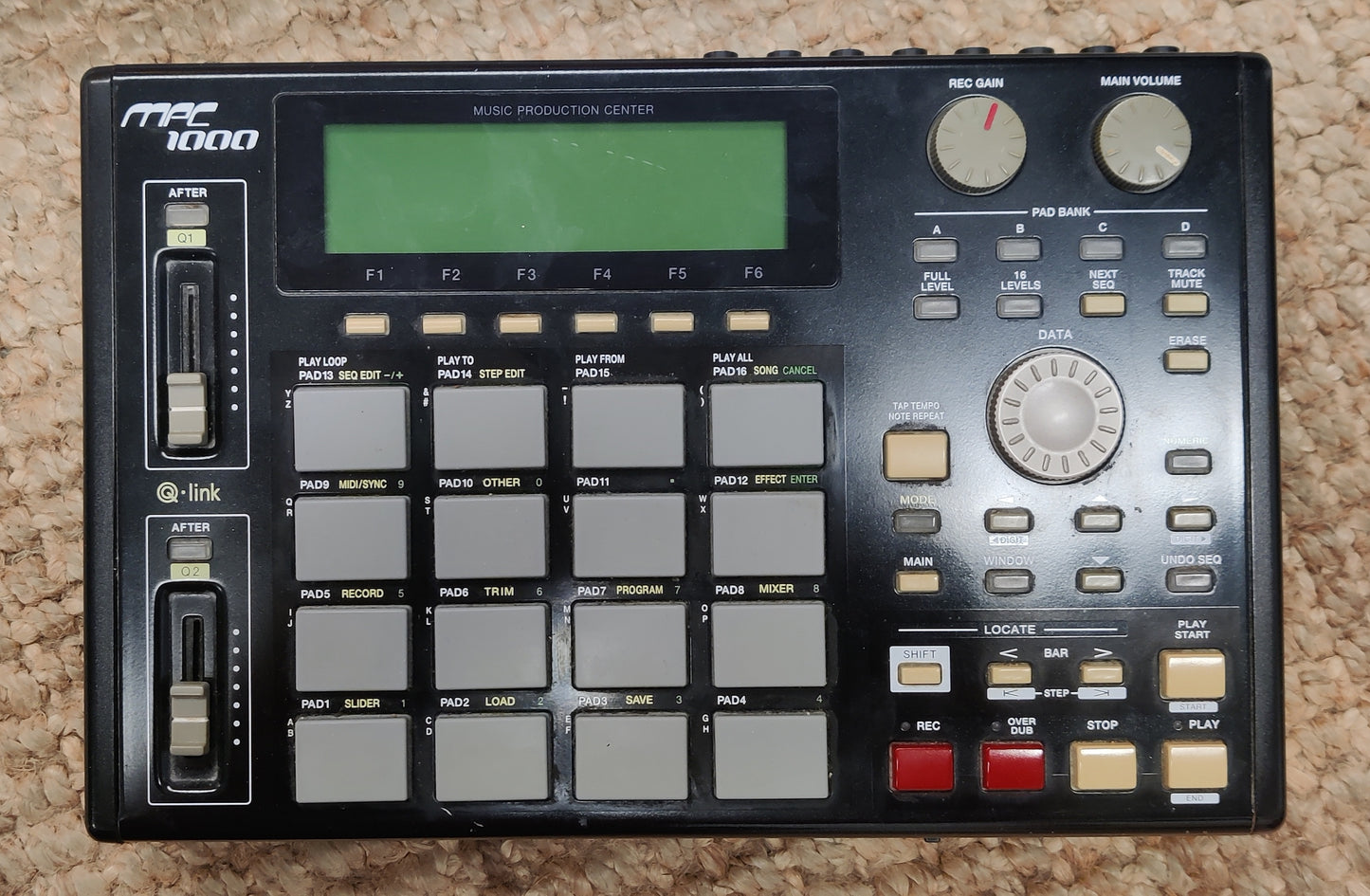 Akai MPC 1000 (used) - Aron Soitin