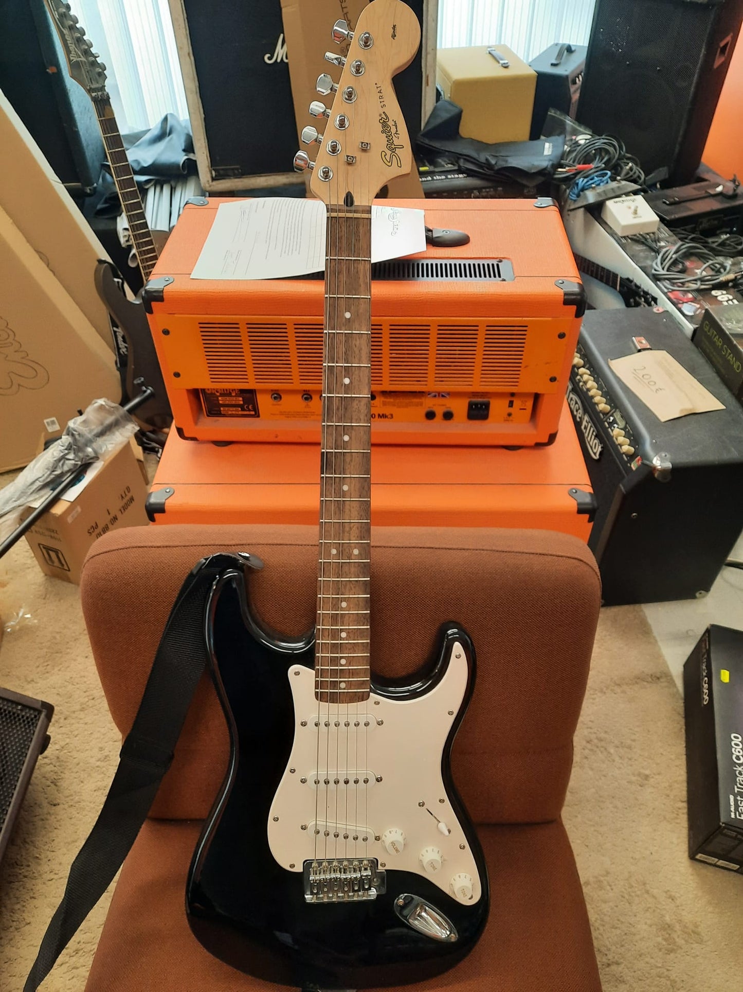 Squier Strat (used)