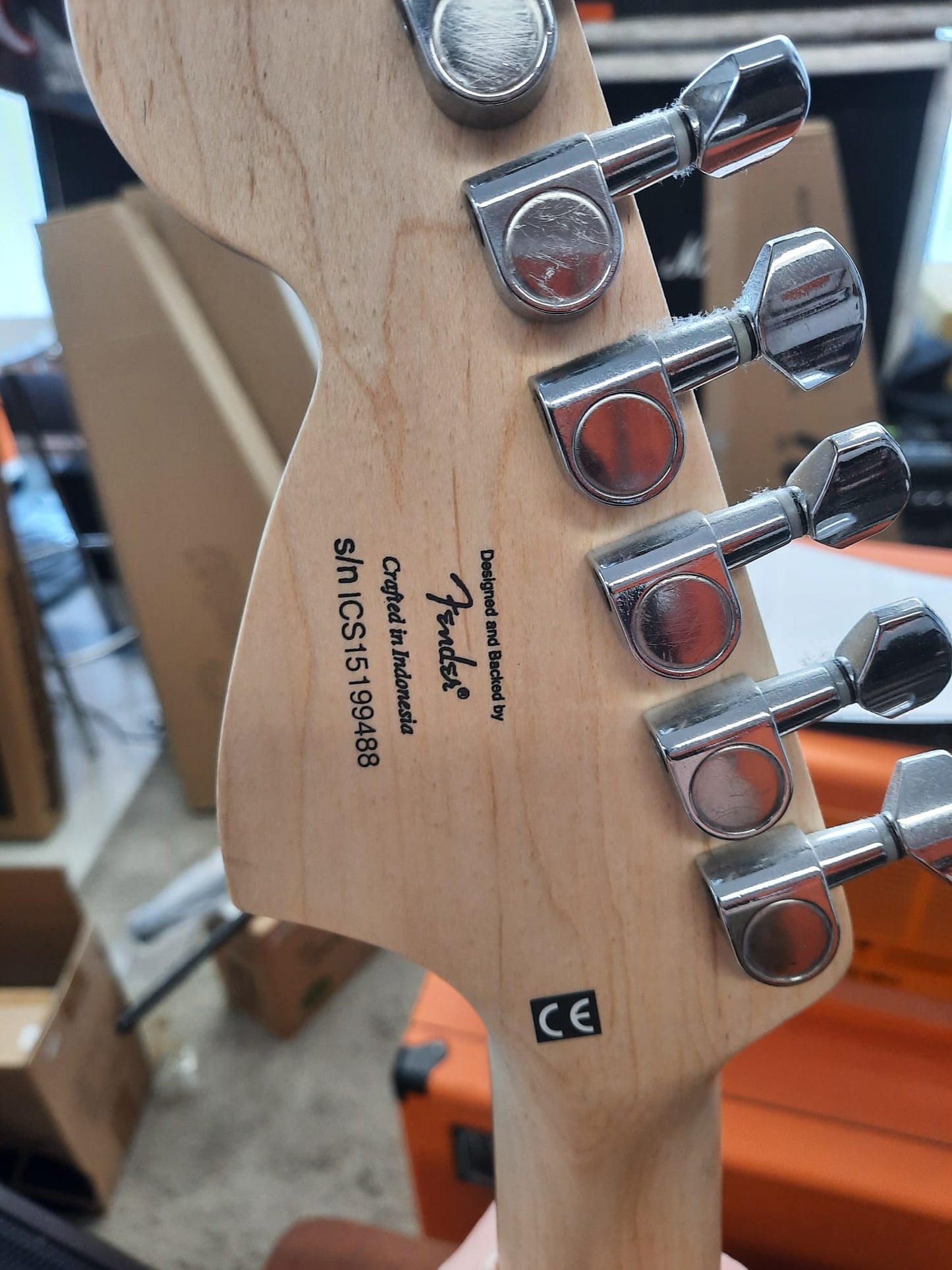 Squier Strat (used)