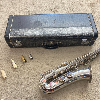 Julius Keilwerth "The New King" Tenor Saxophone (used)