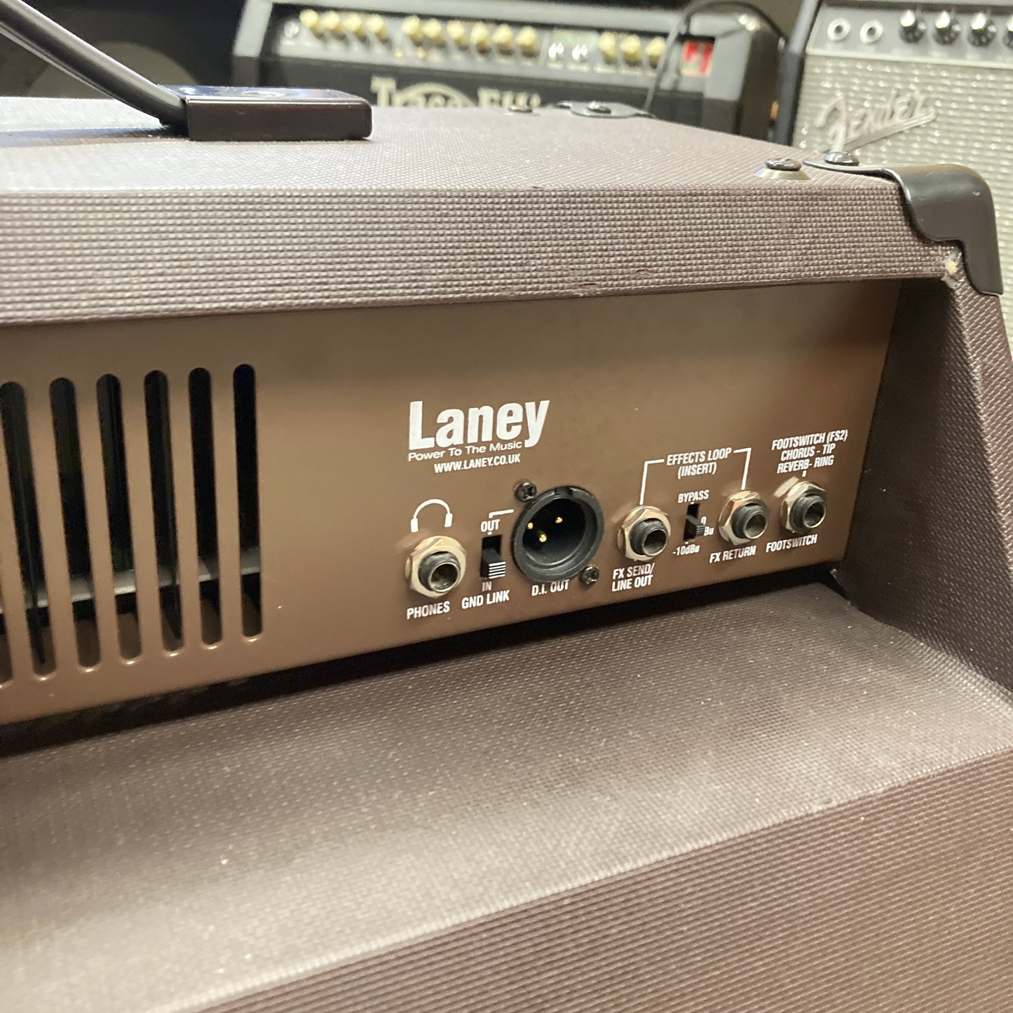 Laney LA65D Acoustic Guitar Combo Amplifier (demo)
