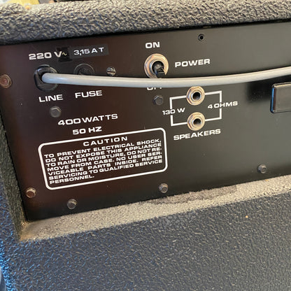 Peavey Combo 300 Bass Amplifier - Mark III Series (Black Widow Speaker) - Made in USA (used)