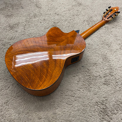 Santos Martinez SM500CE Allegro – Electro-Acoustic Classical Guitar (used)