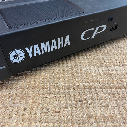 Yamaha CP300 – Professional 88-Key Stage / Digital Piano (used)