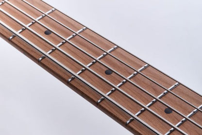 Ibanez MDM1300-NAB bassokitara pussilla