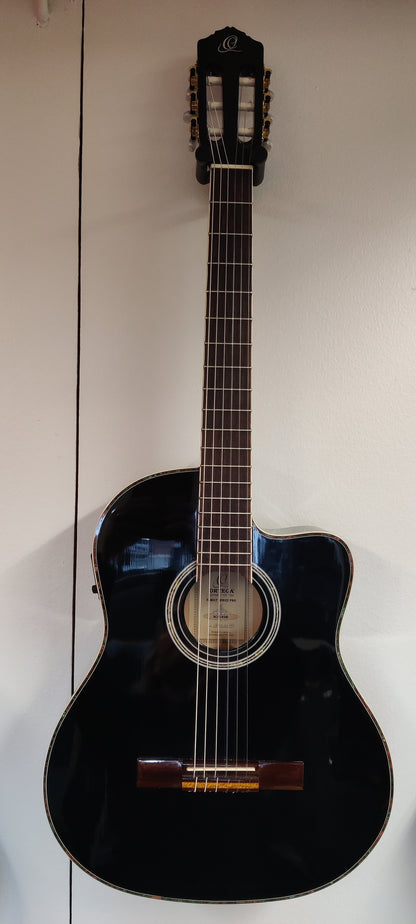 Ortega RCE145-BK electric nylonstring classical guitar
