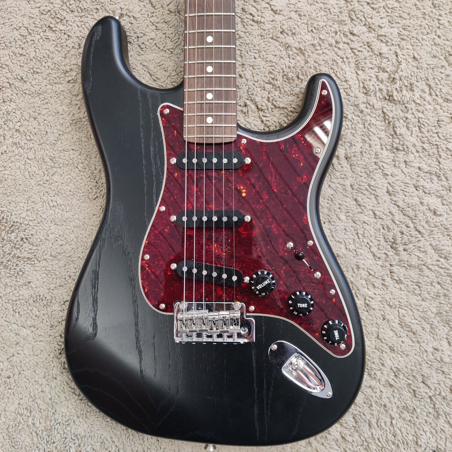 Fender Stratocaster Raw-ash (used)