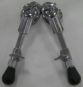 Soundstore telescopic bass drum spurs - Aron Soitin