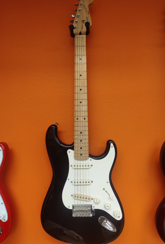 Squier Japan Stratocaster (käytetty) - Aron Soitin