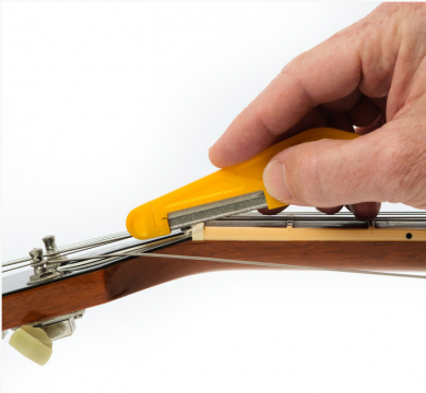 MUSICNOMAD MN650 DIAMOND COATED NUT FILE SATULAN TIMANTTIVIILA - Aron Soitin