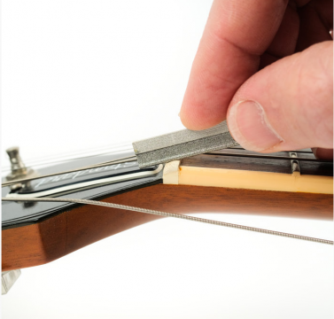 MUSICNOMAD MN650 DIAMOND COATED NUT FILE SATULAN TIMANTTIVIILA - Aron Soitin