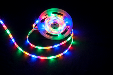 PARTY LIGHT & SOUND RGBA 3M MATALAN PROFIILIN LED-NAUHA - Aron Soitin
